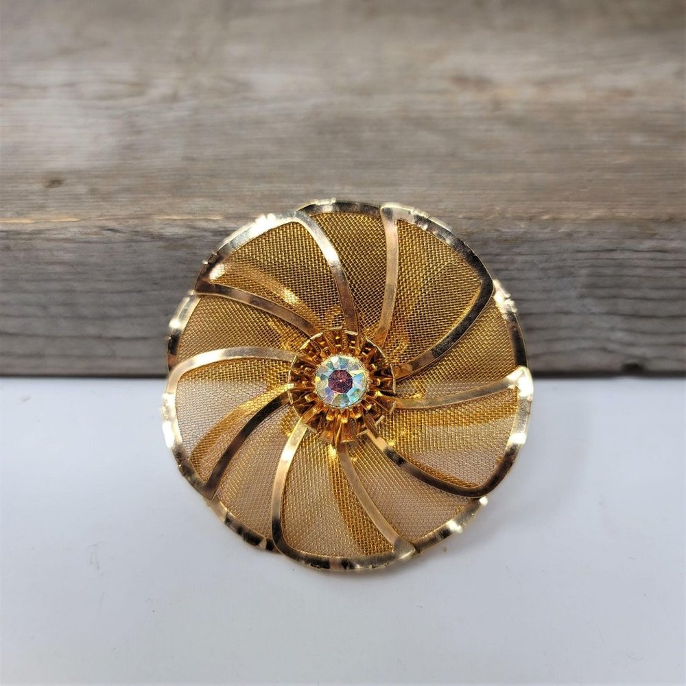 Vintage Mesh Rhinestone Pin Brooch Pin Wheel 2-1/4